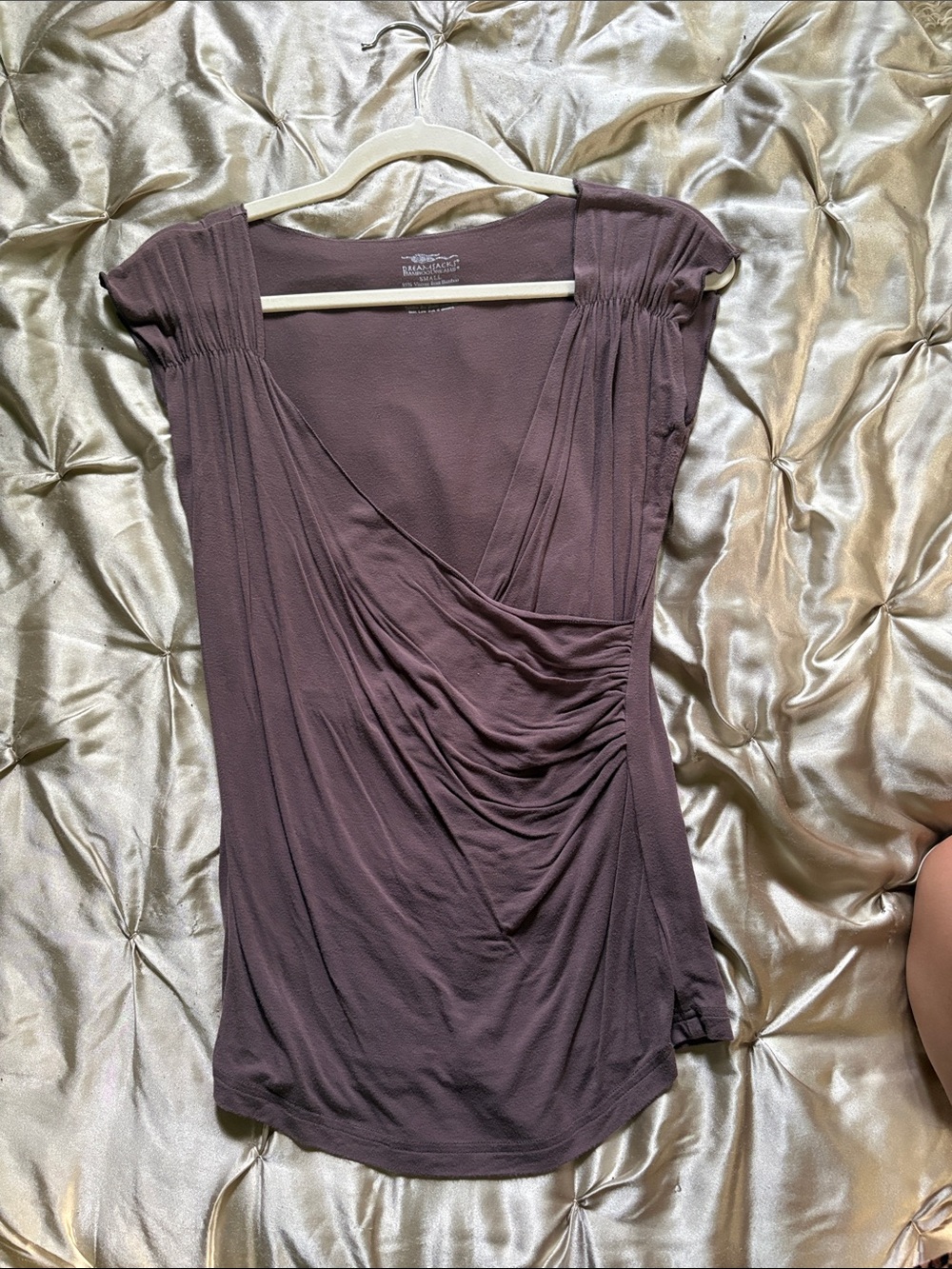 BAMBOO v-necked comfiest shirt in Mauve